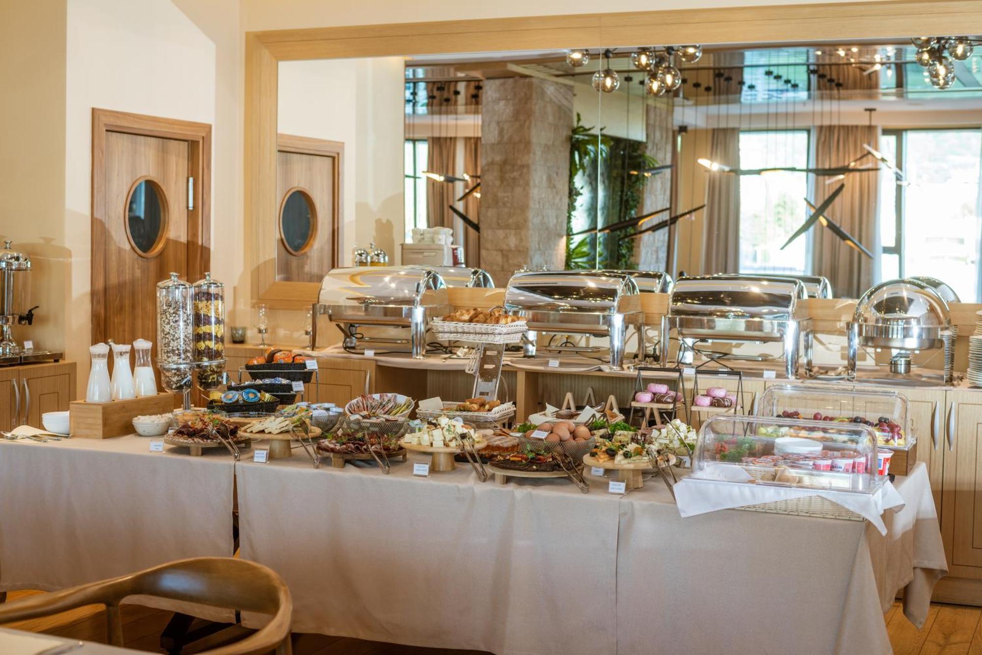 Hotel Imperial Conference & Spa Budva Ngoại thất bức ảnh